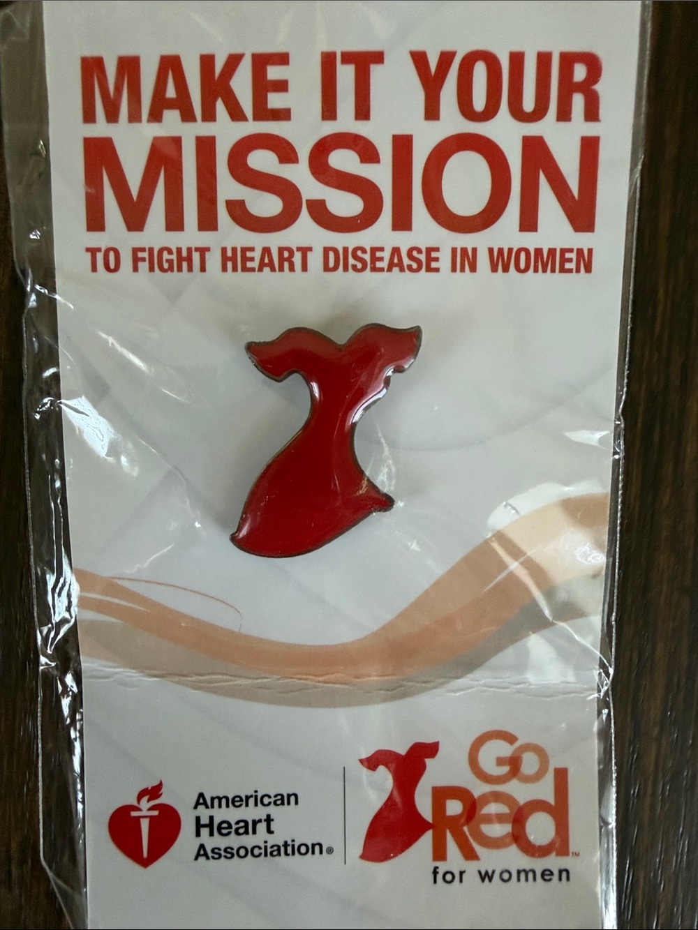 AMERICAN HEART ASSOCIATION GO RED FOR WOMEN Red Dress Lapel Pin New in Package